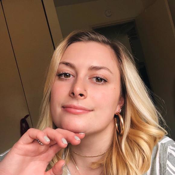 victoriaahilton